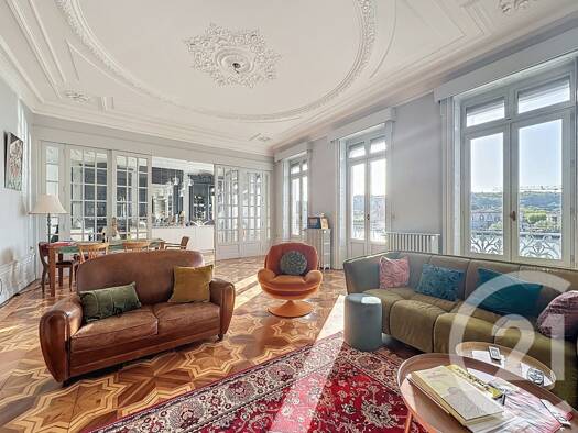 Appartement à vendre 459 000 € 5 pièces 3 chambres 162,7 m² Étage 1/3 Vienne 38200