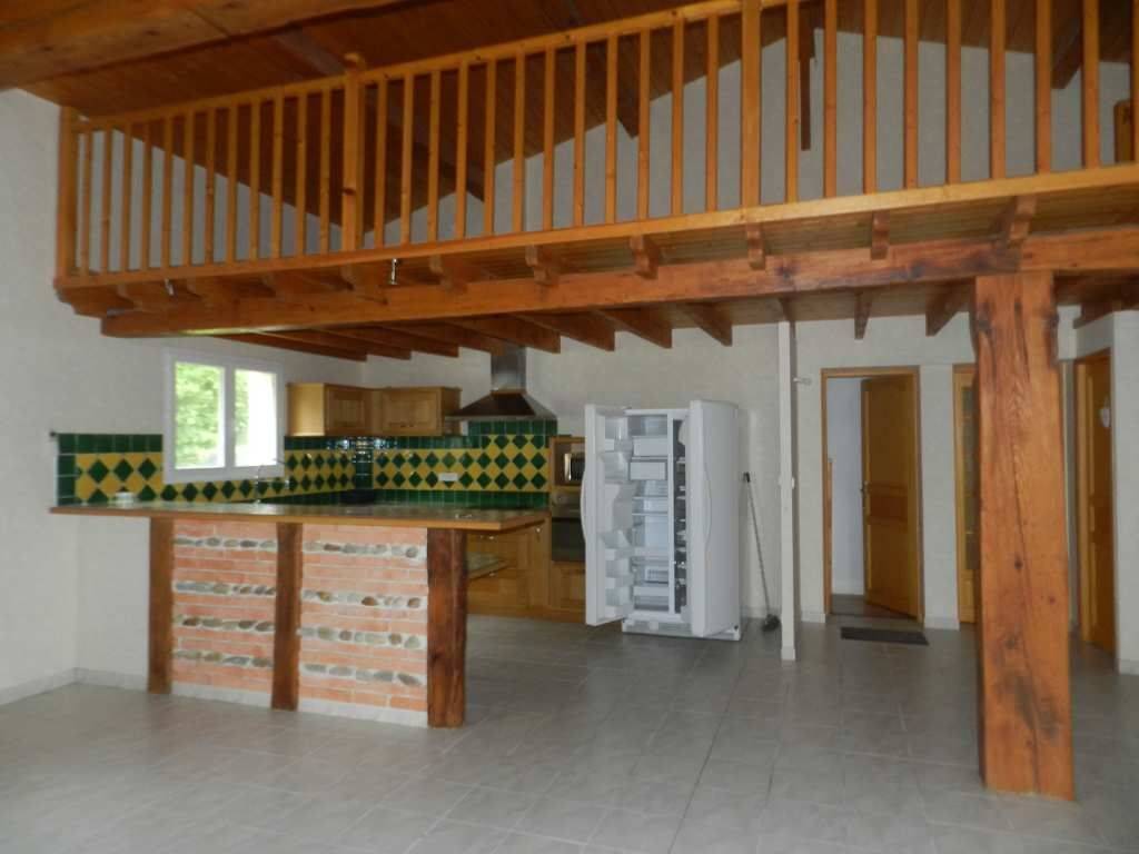 Maison 5 pièces 153 m² · à Vacquiers · 153 m² · 1 255 €/mois