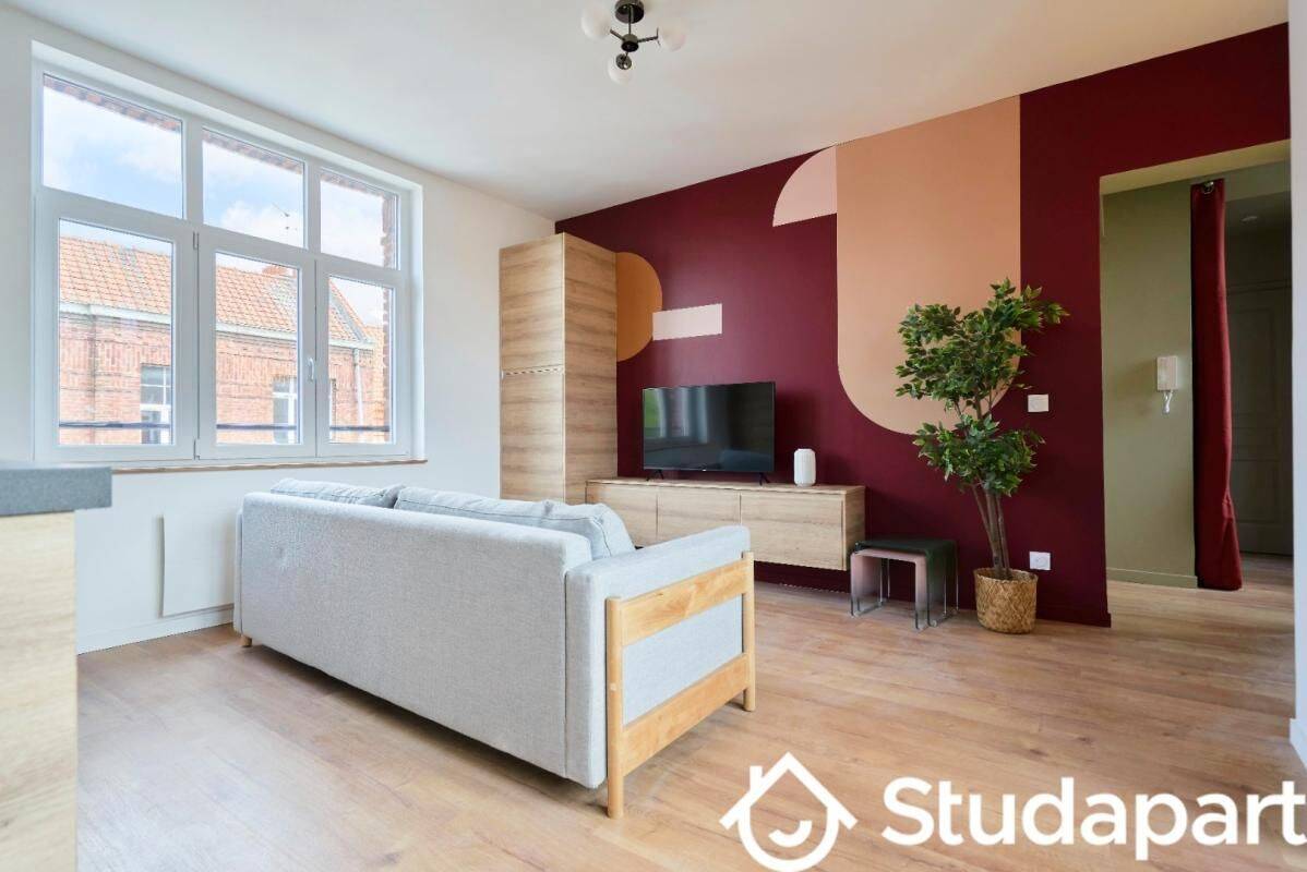 1 pièce 12 m² · à La Madeleine · 12 m² · 550 €