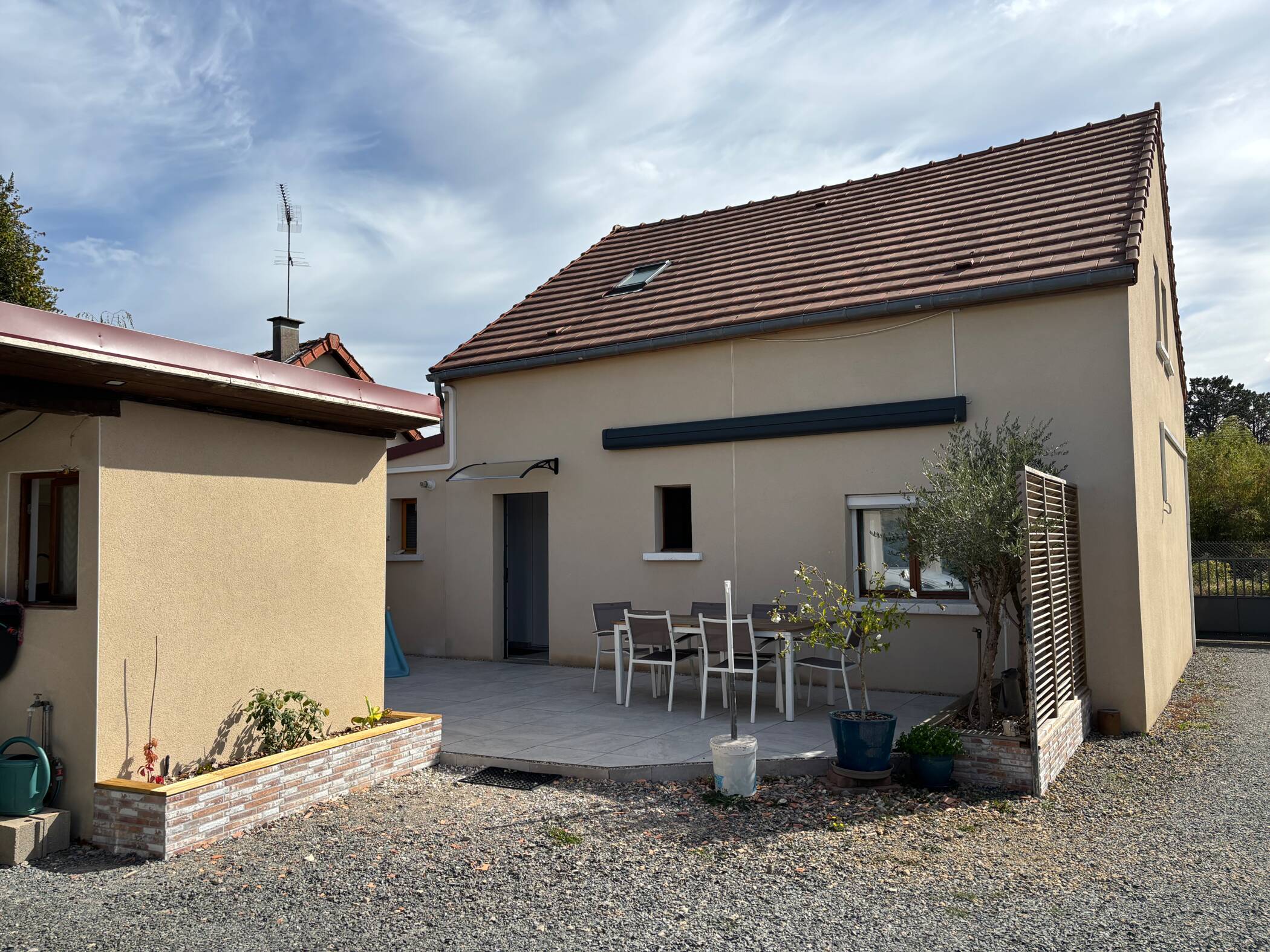 Maison 5 pièces 125 m² · à Varennes-Vauzelles · 125 m² · 220 000 €