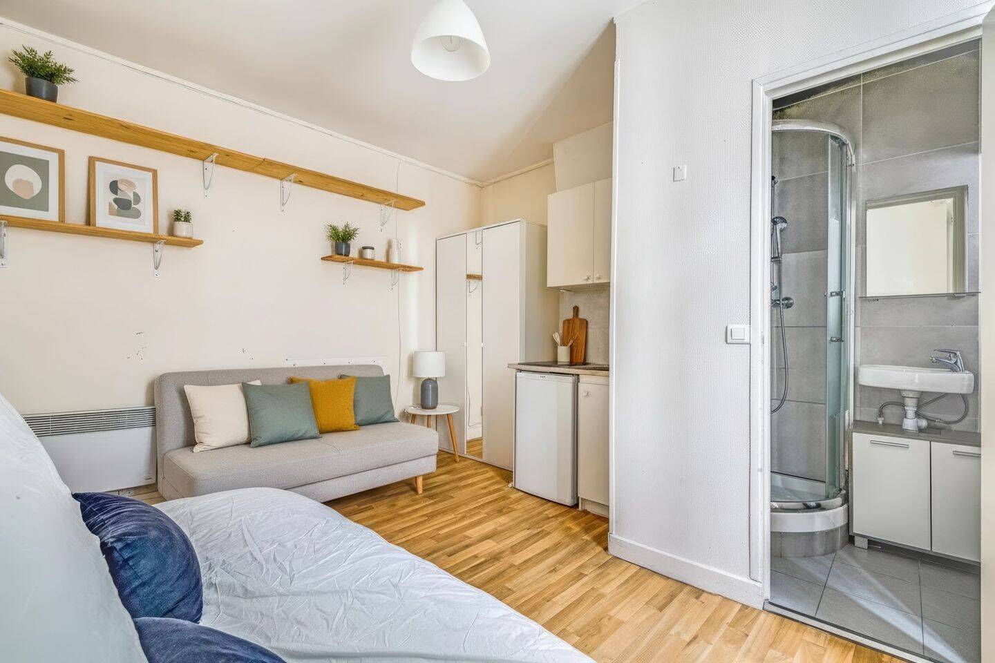 Appartement 1 pièce 14 m² · à Paris 17ème Arrondissement · 13,5 m² · 128 000 €