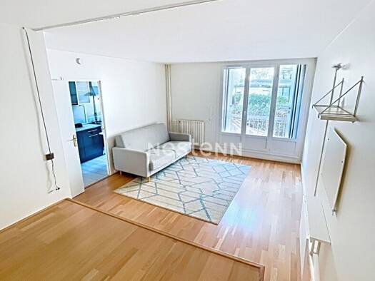 Appartement à louer 700 € 1 pièce 31 m² RDC/9 Rue de Gravigny Chilly-Mazarin 91380