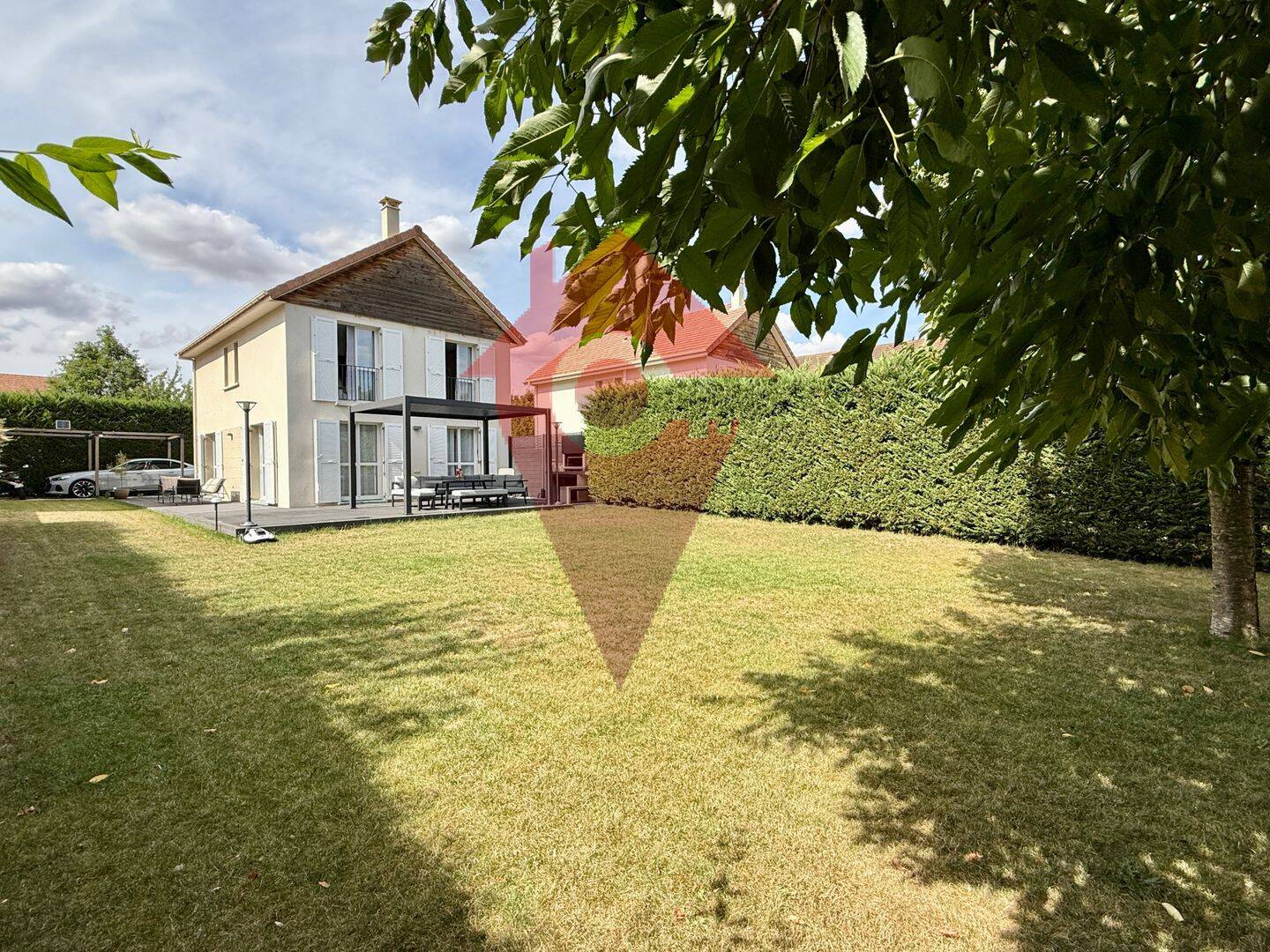Maison 5 pièces 104 m² · à Ecquevilly · 104 m² · 445 000 €