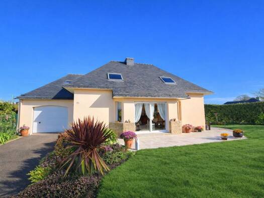 Maison à vendre 287 850 € 4 pièces 3 chambres 111,5 m² 540 m² de terrain Plouigneau 29610