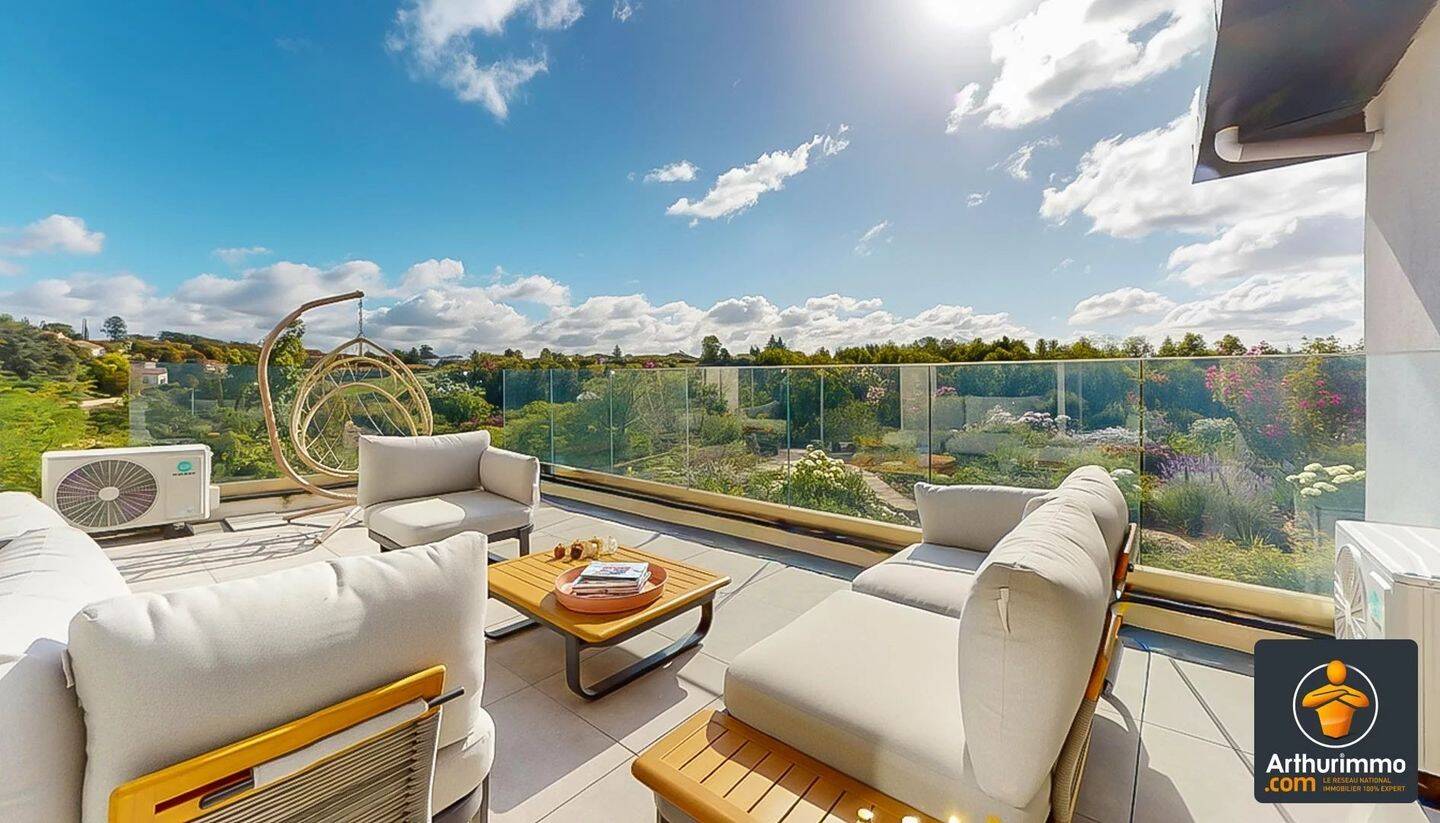 Maison 6 pièces 135 m² · à Millery · 135 m² · 2 750 €/mois