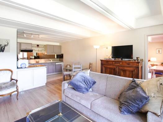 Appartement à vendre 599 000 € 3 pièces 2 chambres 77,4 m² Étage 5/5 Arâches-la-Frasse 74300