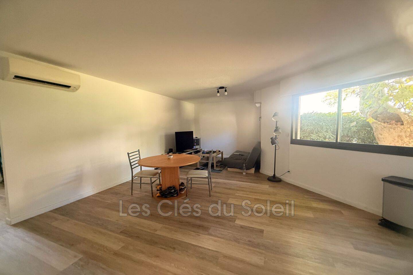 Appartement 2 pièces 50 m² · à Hyères · 49,6 m² · 810 €