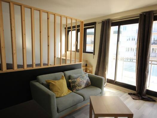 Appartement à louer - logement étudiant 495 € 1 pièce 25 m² Centre Ville Pau 64000