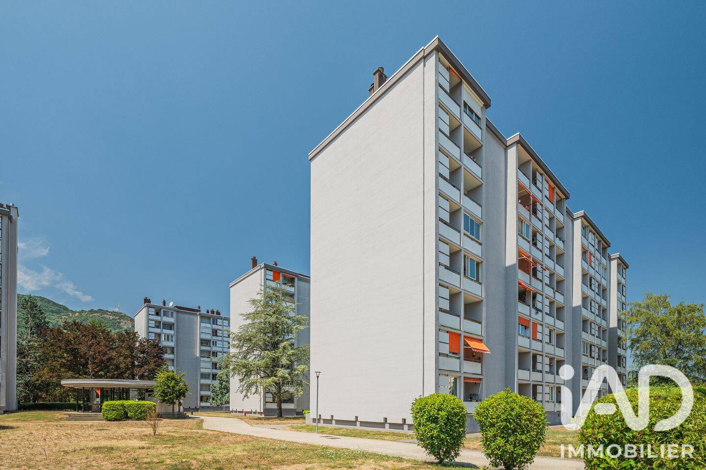 Appartement 5 pièces 82 m² · à Seyssinet-Pariset · 81,6 m² · 196 000 €