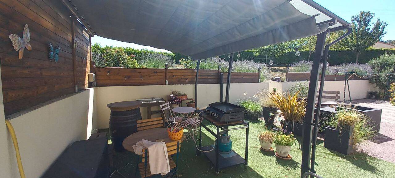 Appartement 1 pièce 12 m² · à Vellèches · 12 m² · 450 €