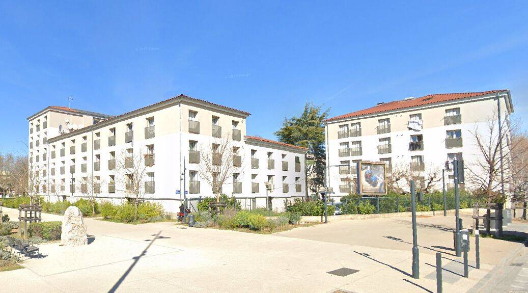 Appartement 2 pièces 43 m² · à Avignon · 43 m² · 351 €