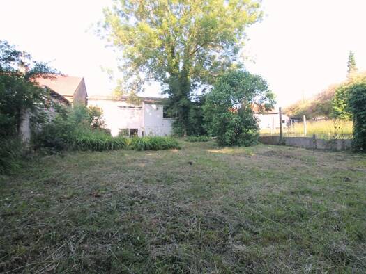 Maison de plain-pied à vendre 74 000 € 4 pièces 2 chambres 102 m² 797 m² de terrain Libération Albert 80300