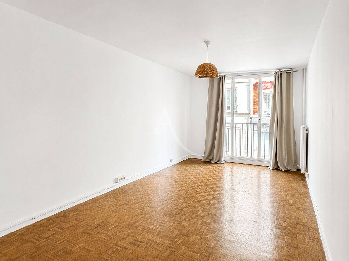 Appartement 1 pièce 30 m² · à Paris 18ème Arrondissement · 29,8 m² · 269 000 €