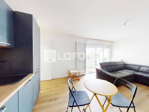 Appartement à vendre 299 000 € 3 pièces 2 chambres 65 m² Étage 2/4 Le Coulon Thiais 94320