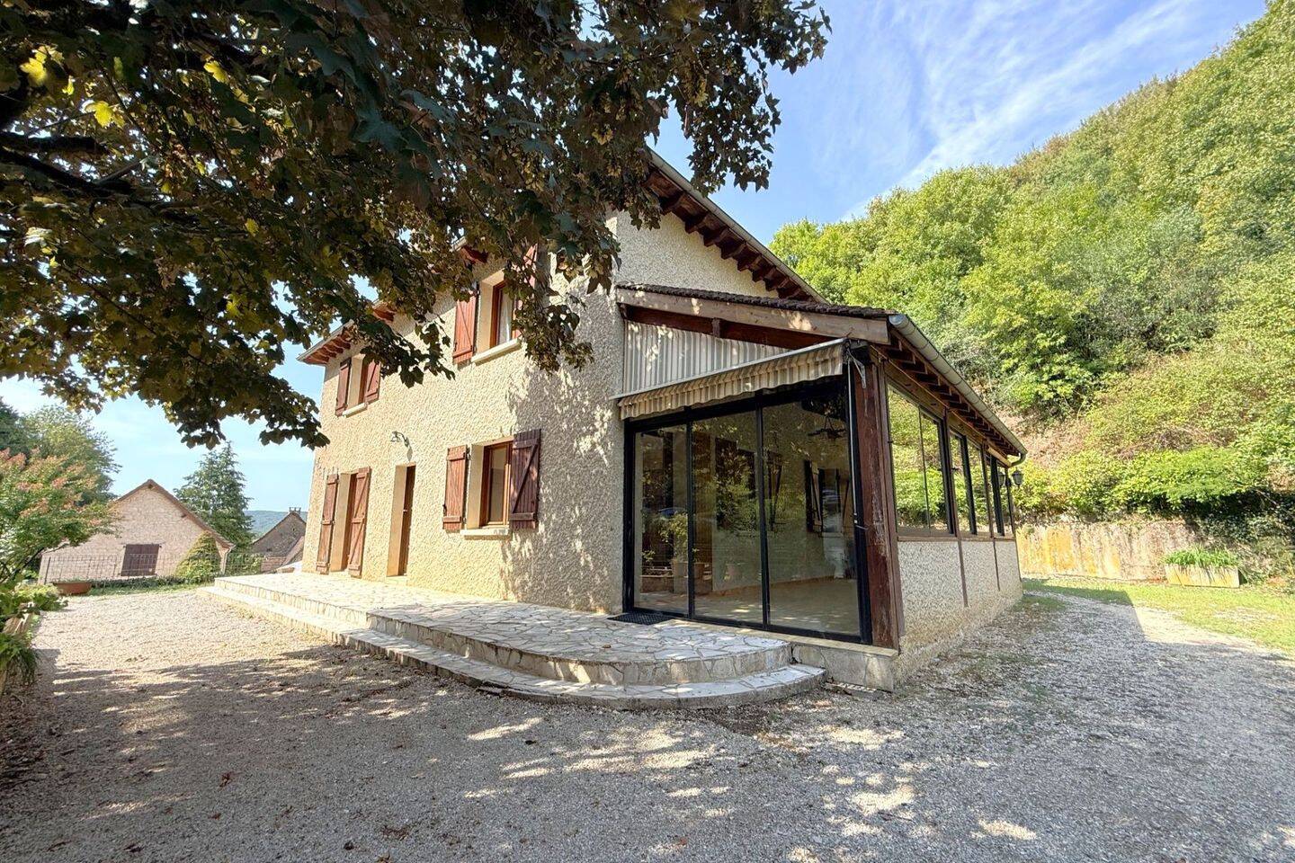 Maison 6 pièces 158 m² · à Gourdon · 158 m² · 192 000 €
