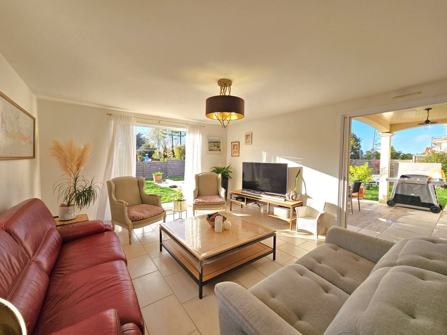 Maison 8 pièces 215 m² · à Cholet · 215 m² · 536 640 €