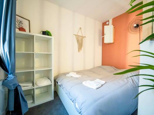 Appartement à louer 550 € 2 pièces 1 chambre 26 m² Étage 2/3 Coopérative Agde 34300