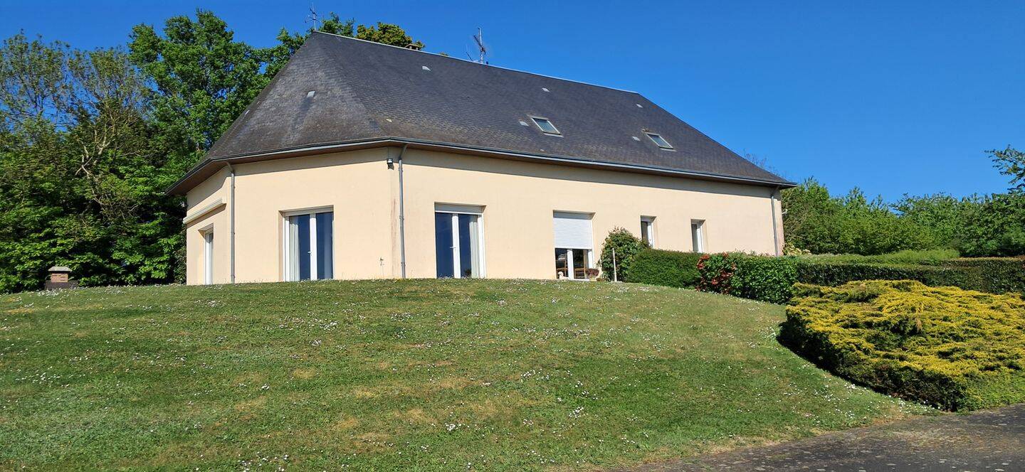 Maison 8 pièces 224 m² · à Savigny-sur-Braye · 224 m² · 357 000 €