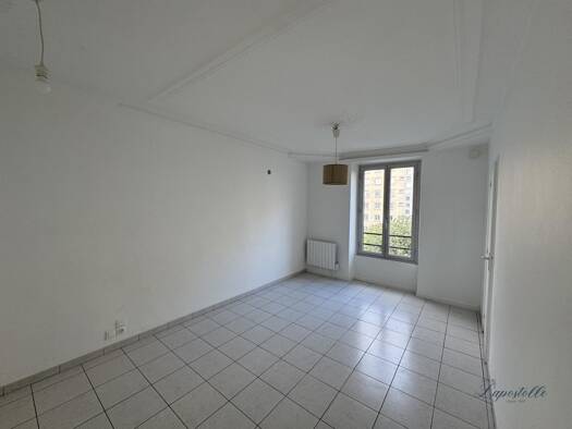 Appartement à louer 1 440 € 3 pièces 2 chambres 52,9 m² Étage 4/4 Saint Louis Saint-Mandé 94160