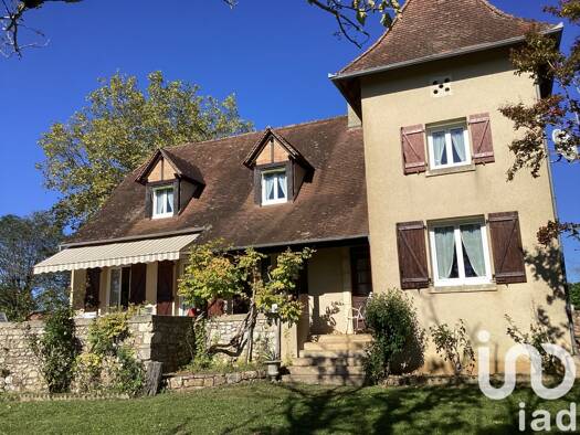 Maison à vendre 259 000 € 6 pièces 4 chambres 170 m² 3 383 m² de terrain Payrac 46350