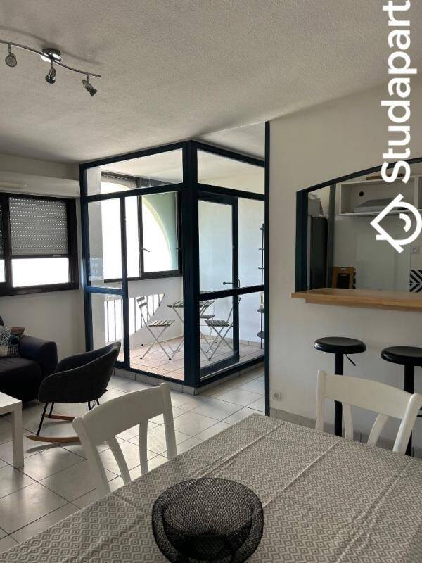 1 pièce 11 m² · à Talence · 11 m² · 605 €/mois