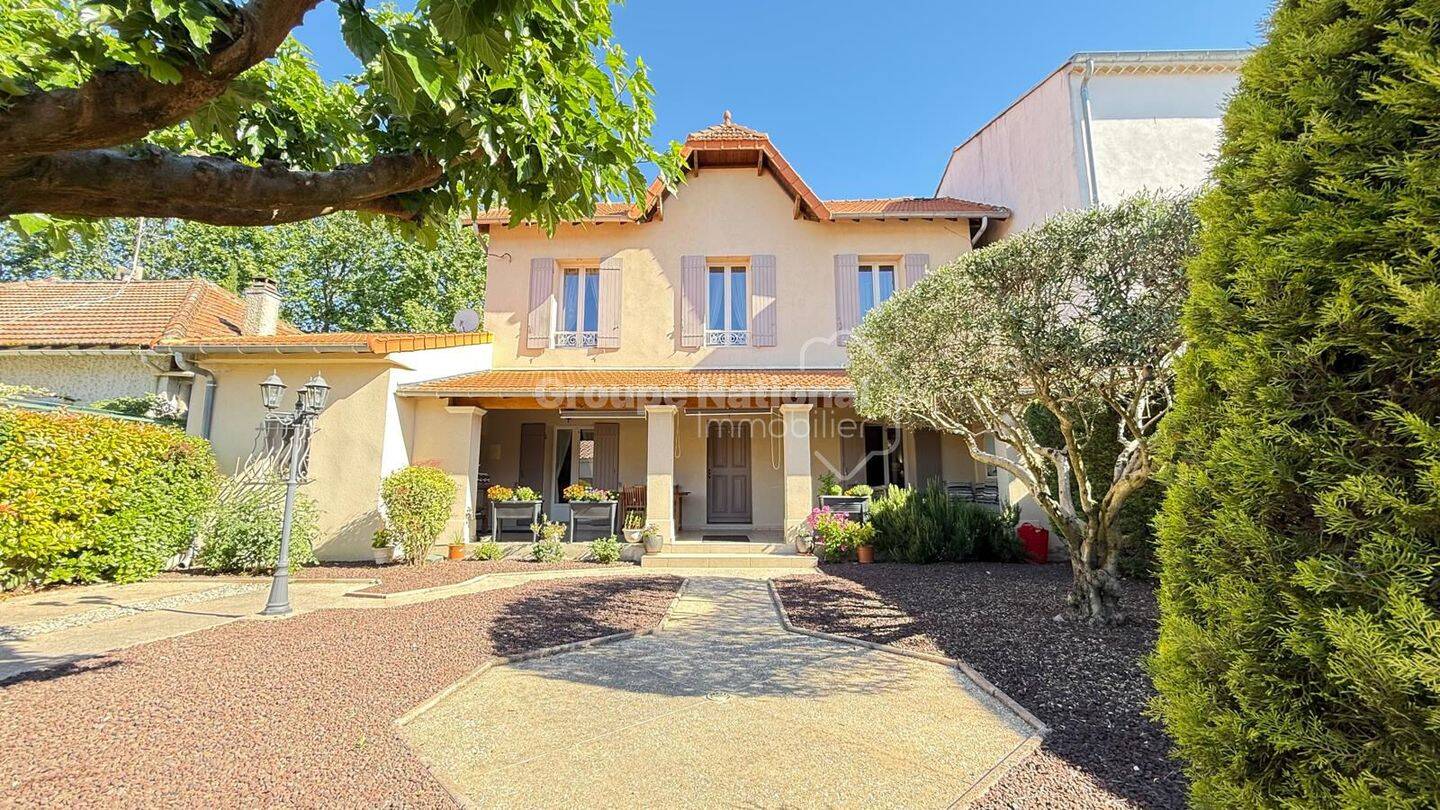 Maison 5 pièces 124 m² · à Monteux · 124,1 m² · 389 000 €