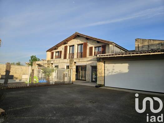 Maison à vendre 284 500 € 7 pièces 4 chambres 173 m² 485 m² de terrain Abzac 33230