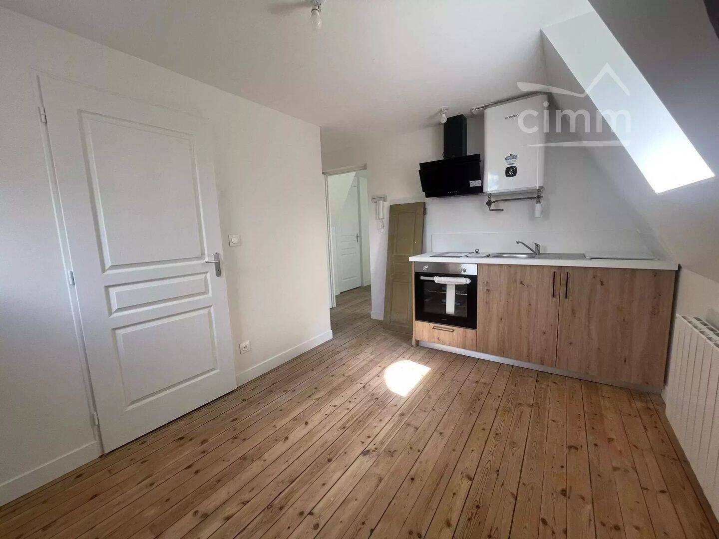 Appartement 1 pièce 15 m² · à Joué-lès-Tours · 14,7 m² · 400 €/mois