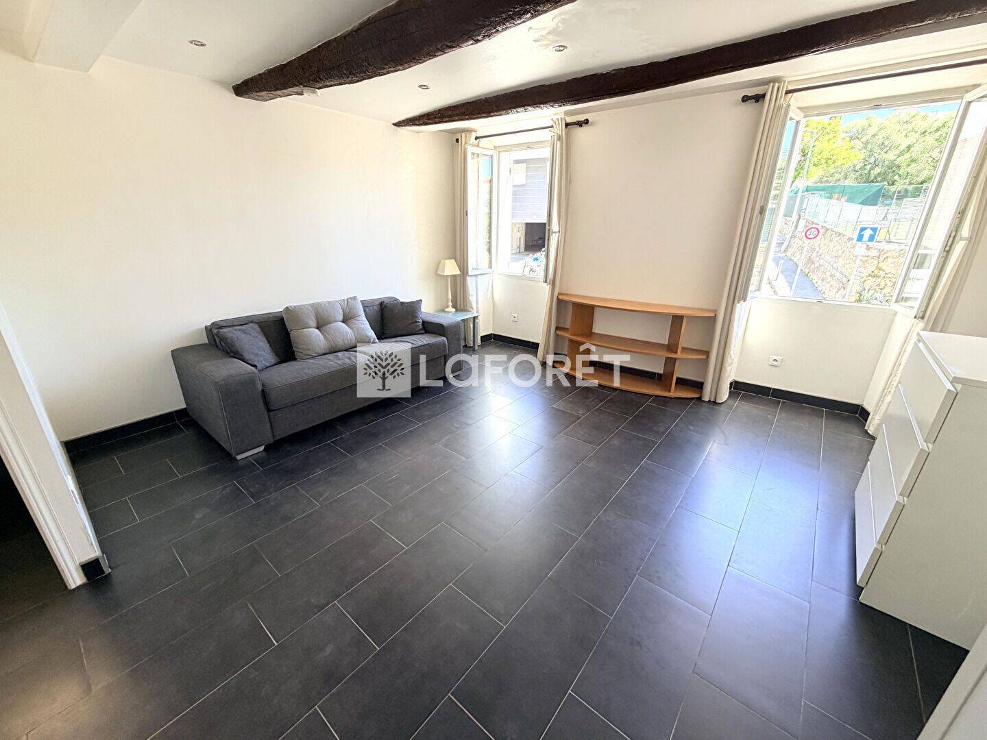 Appartement 1 pièce 34 m² · à Vallauris · 34,1 m² · 109 000 €