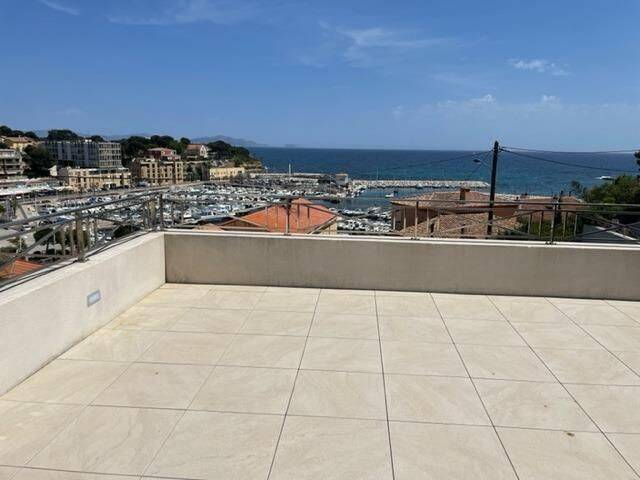 Appartement 1 pièce 119 m² · à Carry-le-Rouet · 119,3 m² · 1 452 320 €