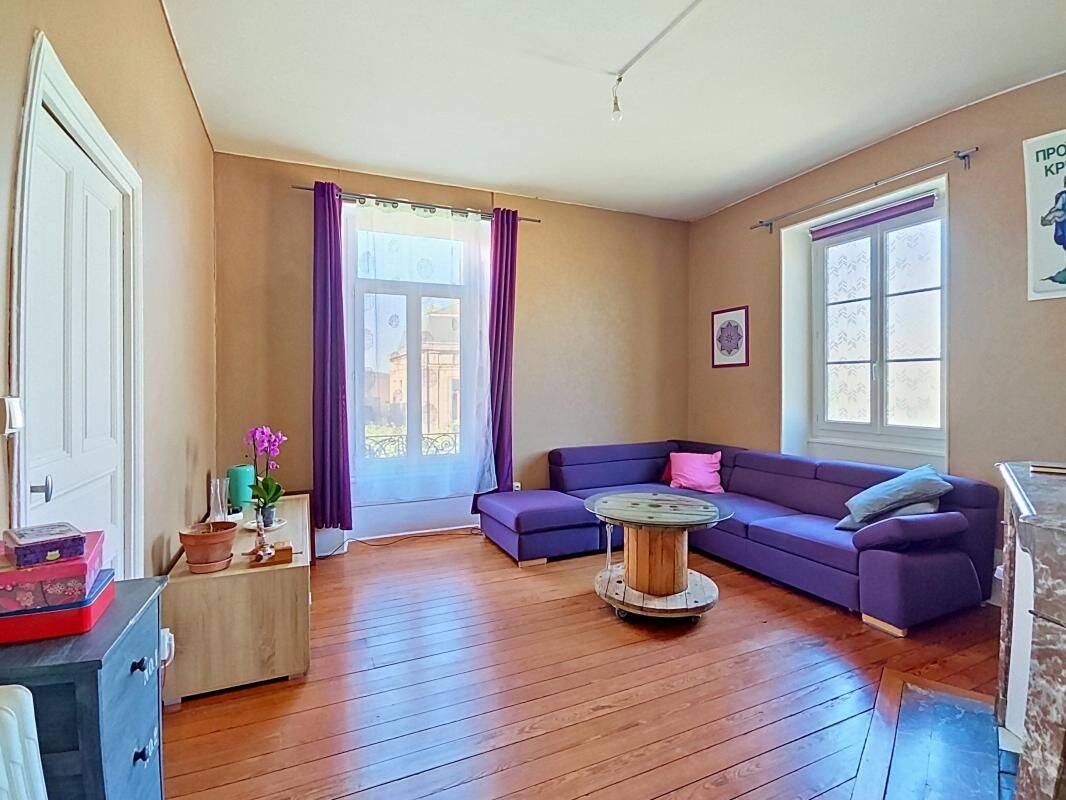 Appartement 5 pièces 163 m² · à Autun · 163,2 m² · 127 900 €
