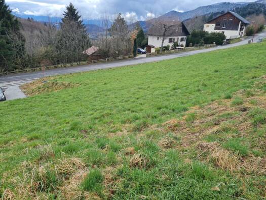 Terrain constructible viabilisé à vendre 235 000 € 840 m² de terrain Saxel 74420