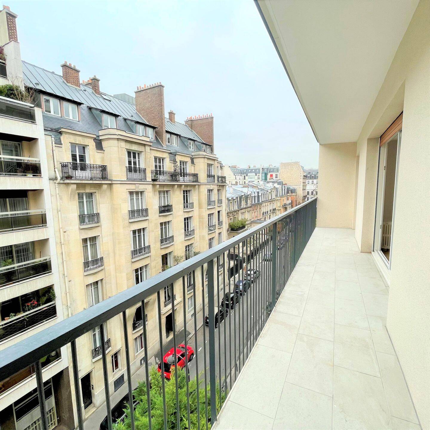 Appartement 2 pièces 61 m² · à Paris 16ème Arrondissement · 60,5 m² · 2 296 €