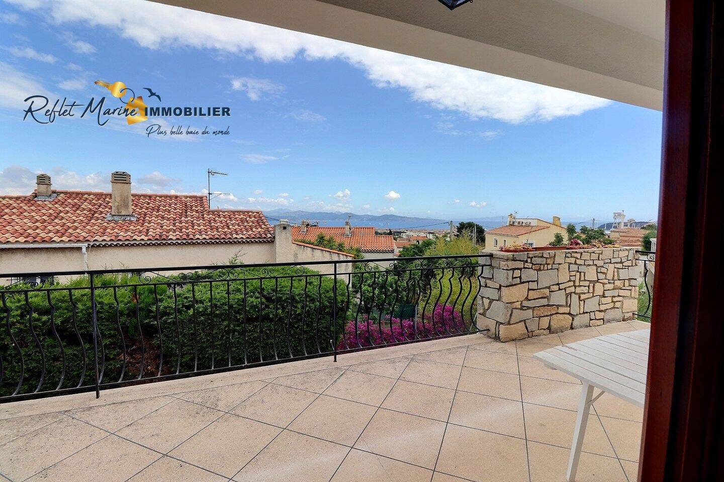 Maison 8 pièces 192 m² · à La Ciotat · 192 m² · 795 000 €