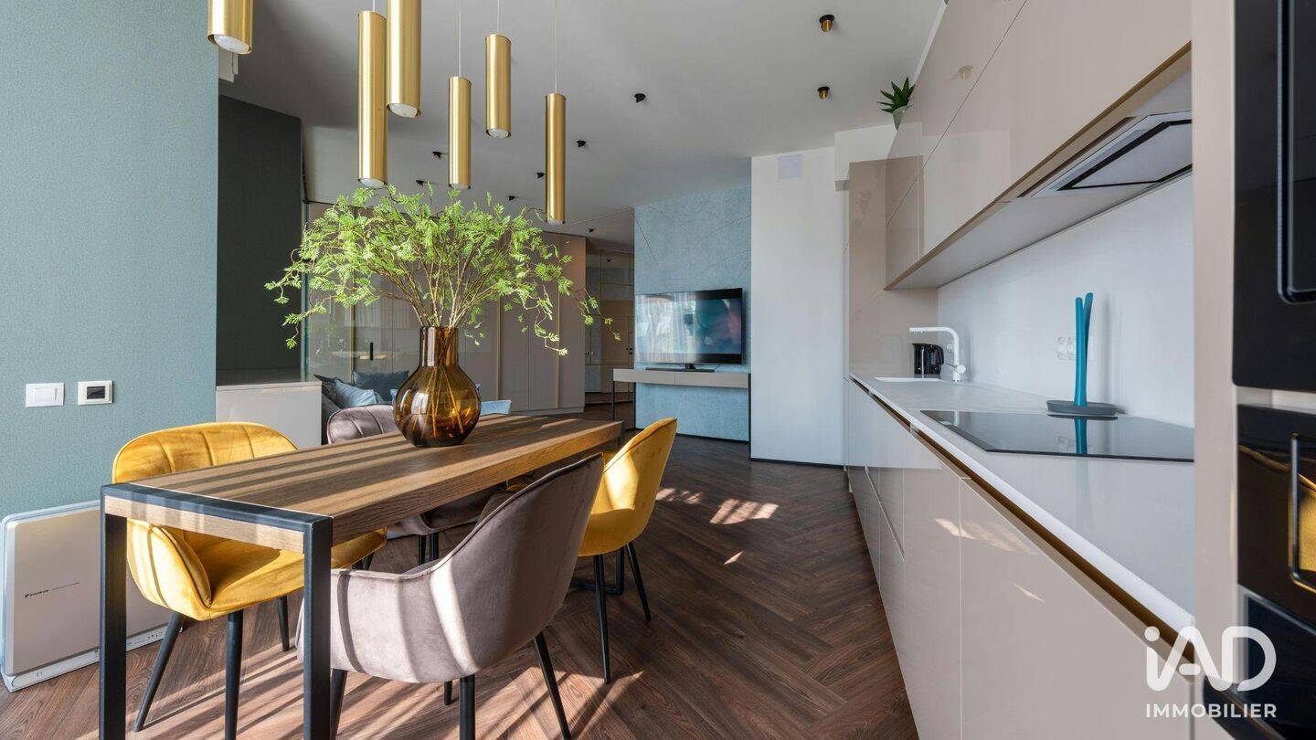 Appartement 2 pièces 49 m² · à Chambéry · 49 m² · 243 000 €