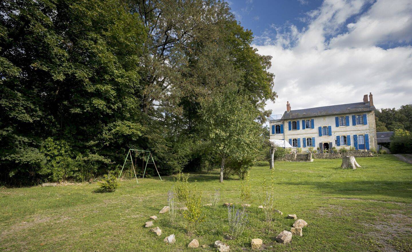 Maison 9 pièces 240 m² · à Saint-Honoré-les-Bains · 240 m² · 1 100 000 €