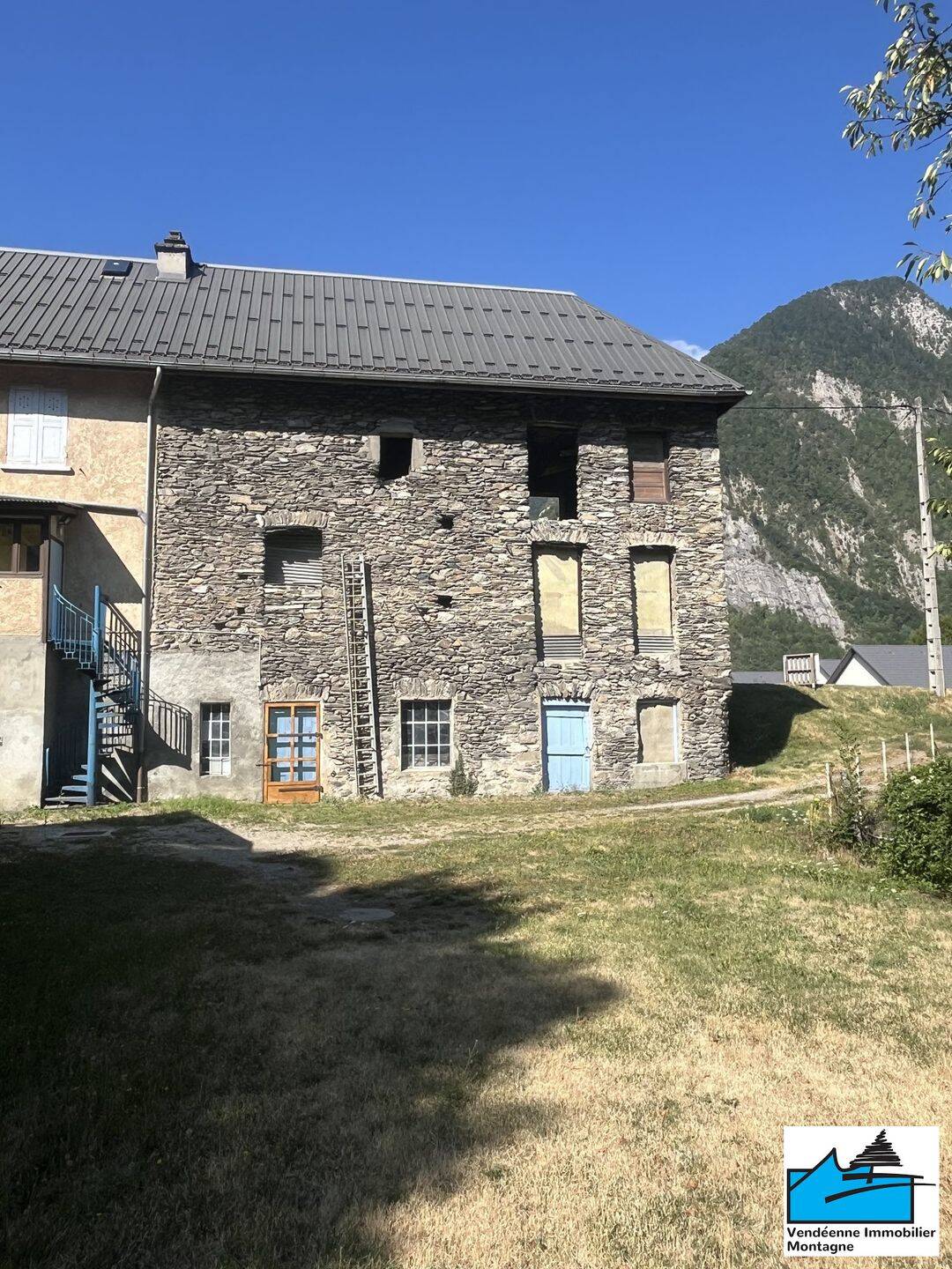 Maison 2 pièces 150 m² · à Le Bourg-d'Oisans · 150 m² · 188 000 €