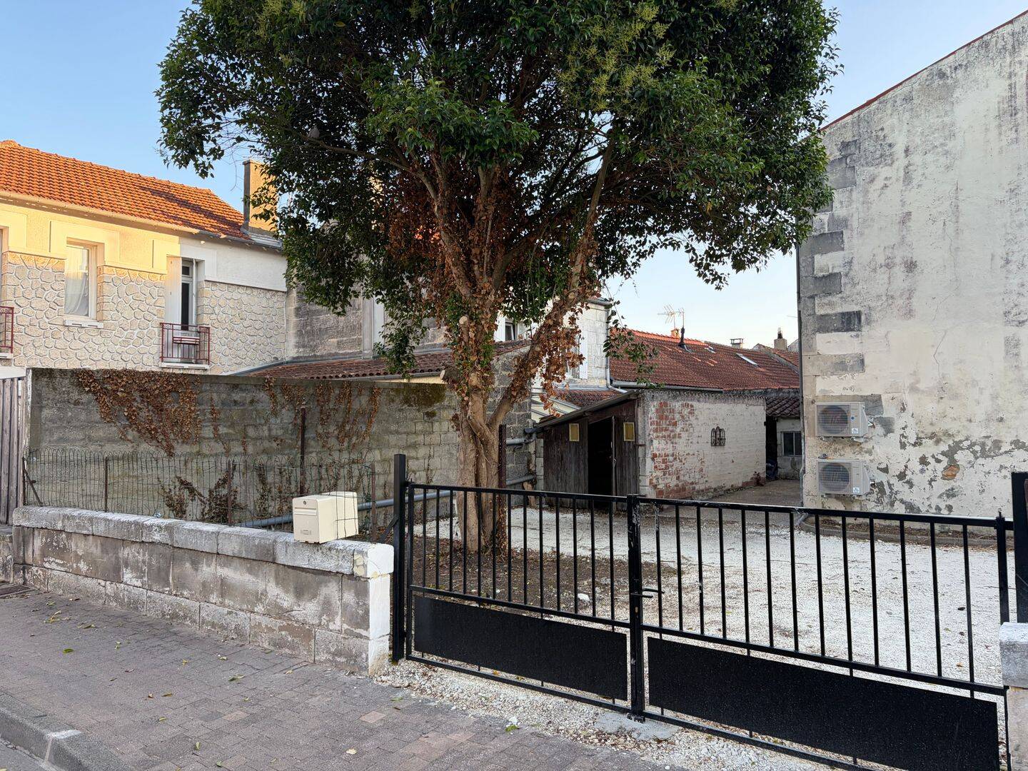 Maison 3 pièces 70 m² · à Saintes · 70 m² · 800 €