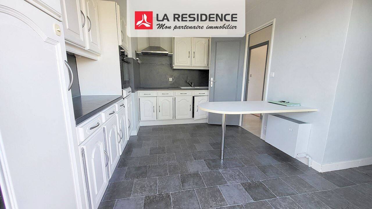 Appartement 3 pièces 77 m² · à Évreux · 77 m² · 126 000 €