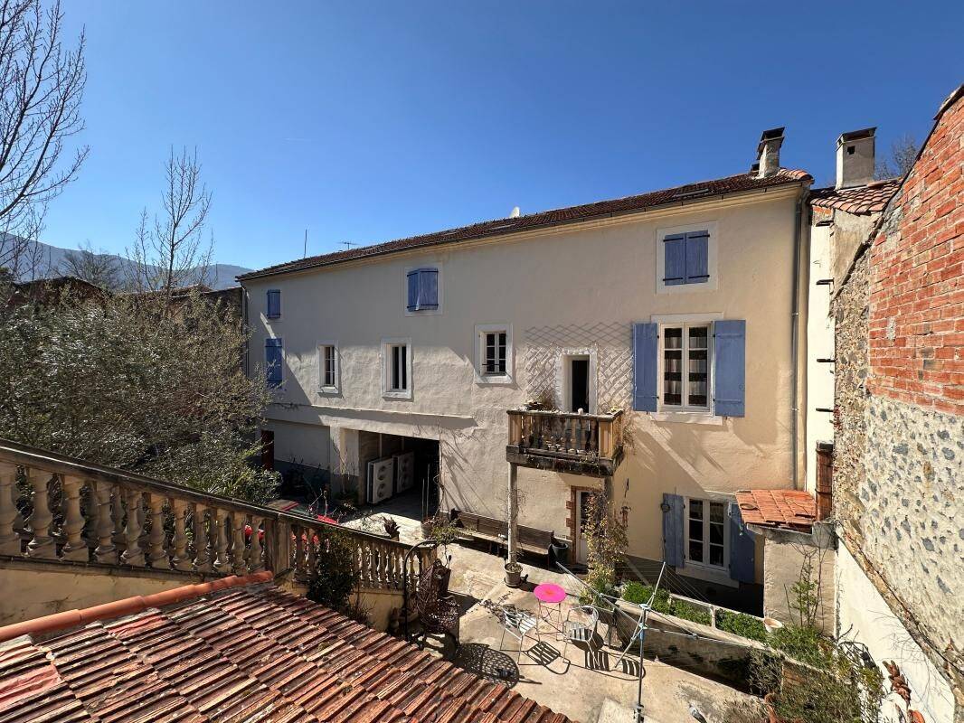 Maison 9 pièces 300 m² · à Quillan · 300 m² · 466 600 €