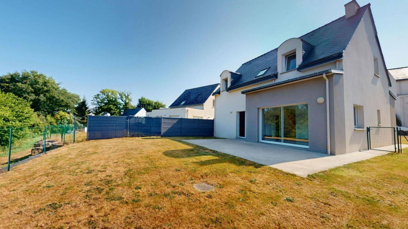 Maison 6 pièces 121 m² · à Elven · 121 m² · 377 000 €