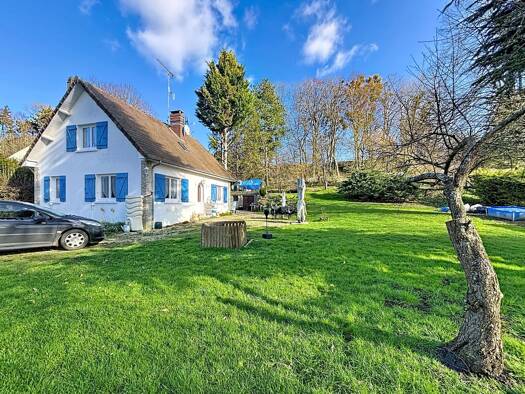 Maison à vendre 252 000 € 6 pièces 3 chambres 108 m² 3 000 m² de terrain Chaumont-en-Vexin 60240