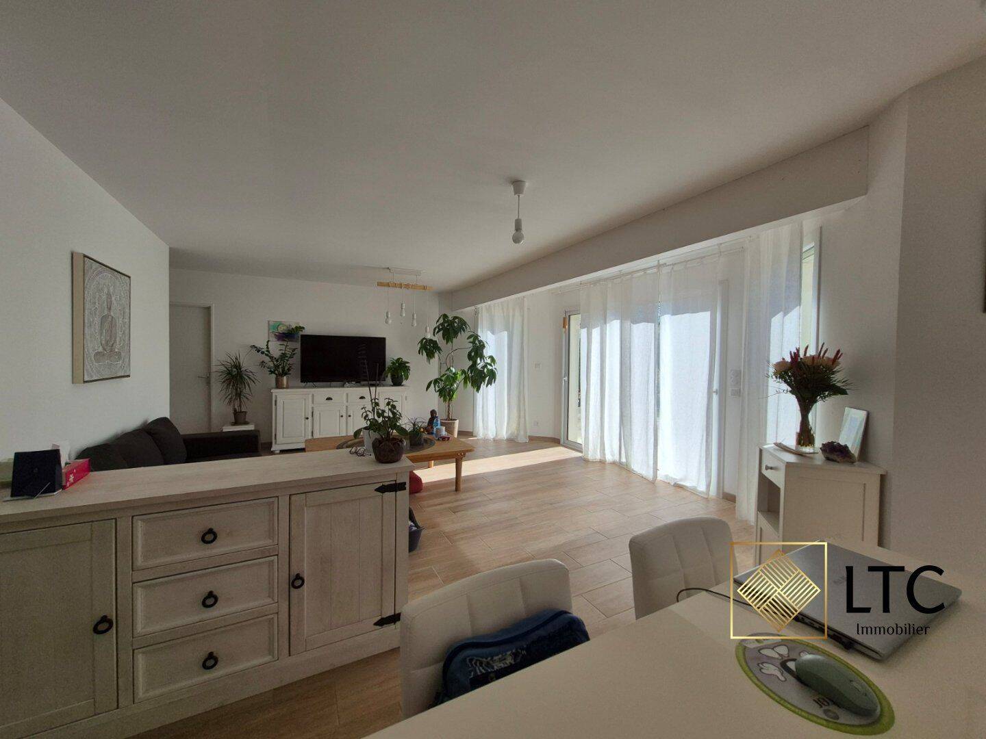 Maison 4 pièces 89 m² · à Sablons · 89 m² · 1 100 €/mois