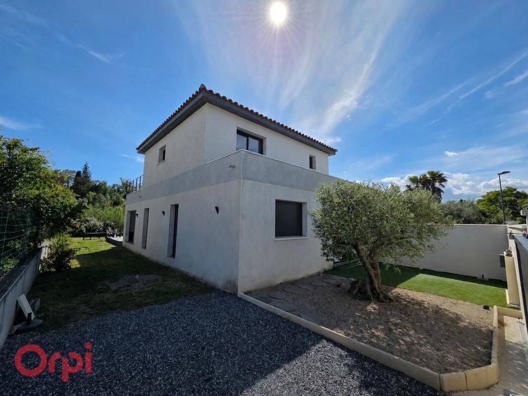 Maison 5 pièces 149 m² · à Montagnac · 149 m² · 450 000 €
