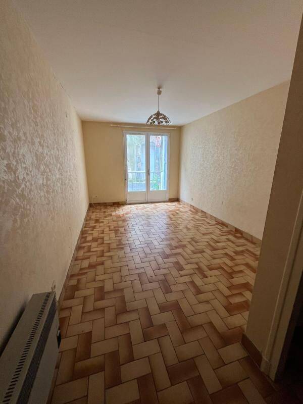 Appartement 1 pièce 24 m² · à Selles-sur-Cher · 23,8 m² · 250 €