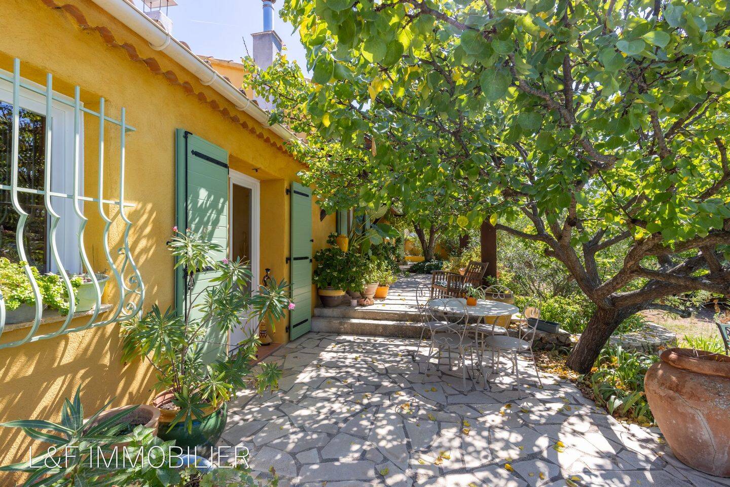 Maison 5 pièces 163 m² · à Le Castellet · 163 m² · 750 000 €