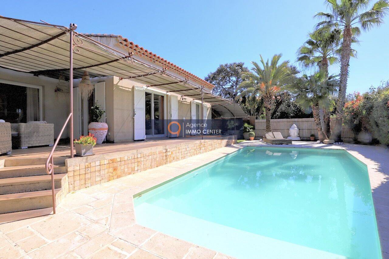 Maison 5 pièces 200 m² · à Six-Fours-les-Plages · 200 m² · 1 080 000 €