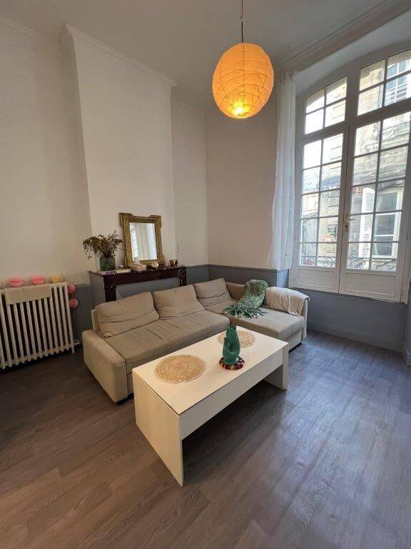 Appartement 3 pièces 75 m² · à Bordeaux · 75 m² · 1 250 €