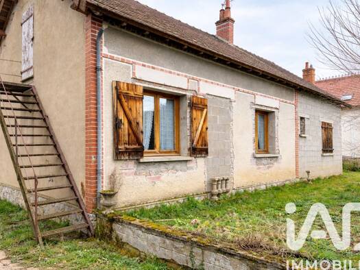 Maison de plain-pied à vendre 75 000 € 5 pièces 3 chambres 86 m² 2 500 m² de terrain Thiel-sur-Acolin 03230