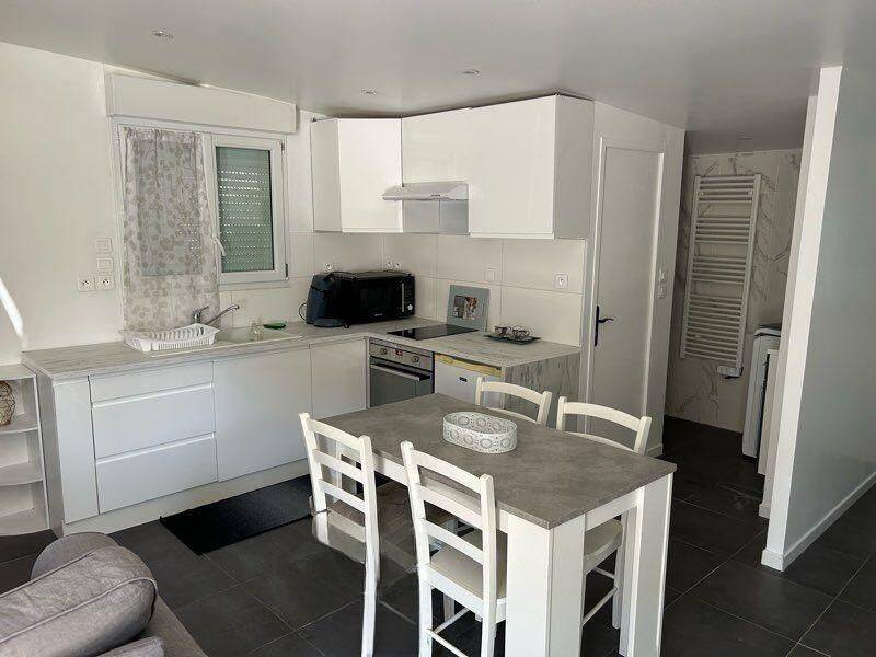 Appartement 1 pièce 37 m² · à Pessac · 37 m² · 650 €